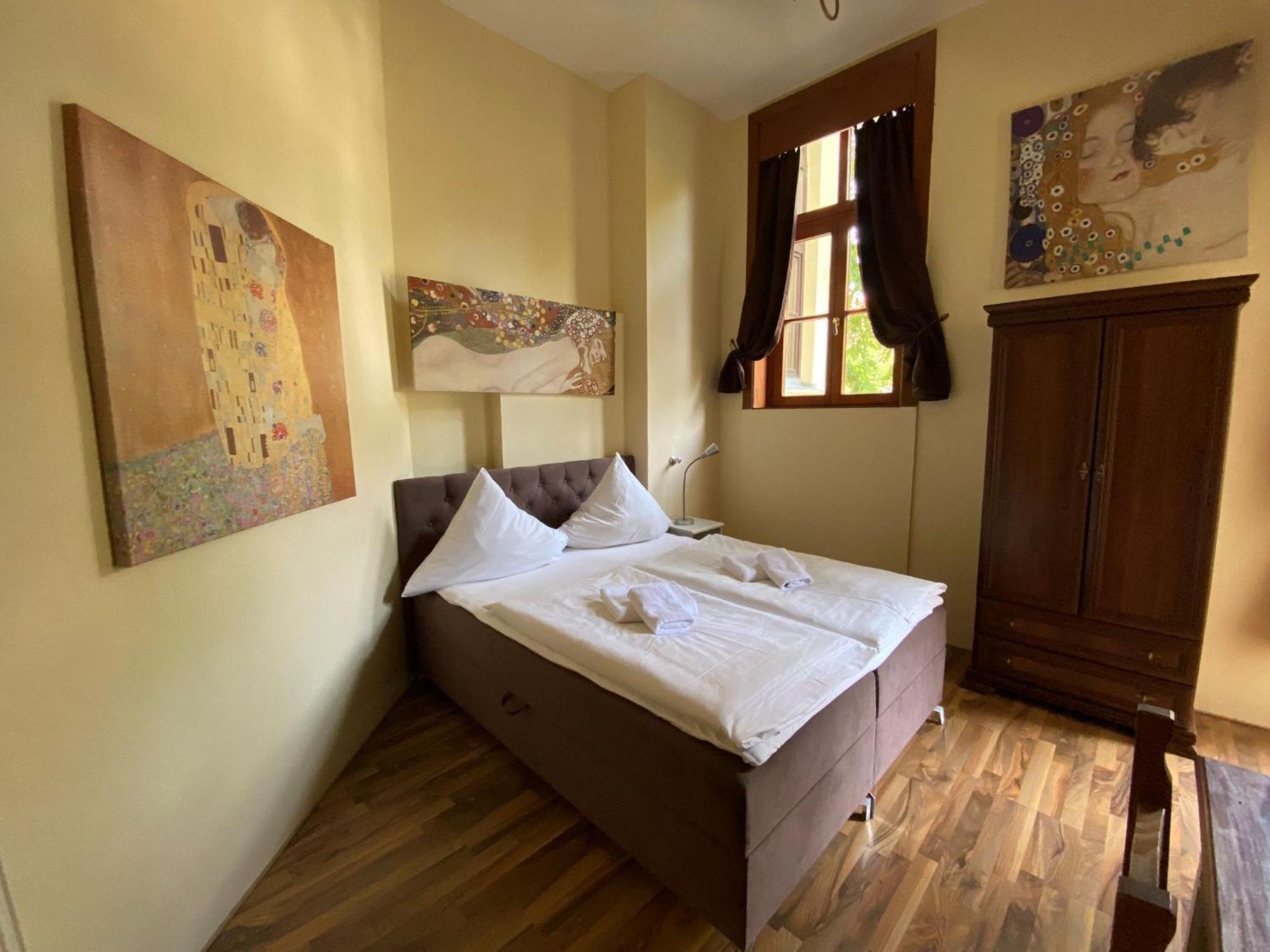 Avalon Bed & Breakfast Themen/- Nichtraucherhotel Hannover Bagian luar foto