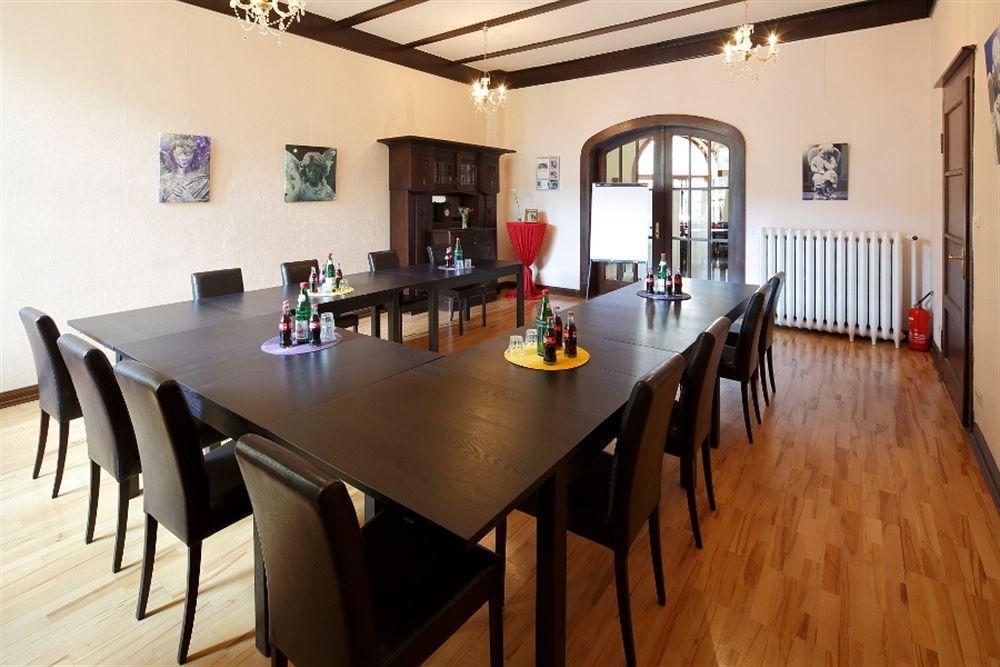 Avalon Bed & Breakfast Themen/- Nichtraucherhotel Hannover Bagian luar foto
